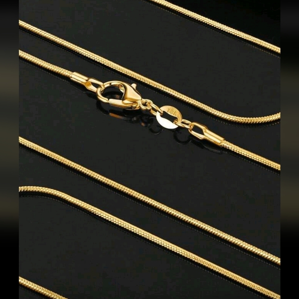 1mm Elegant 18K Gold Plated Necklace for Women 16" - Picture 6 of 9